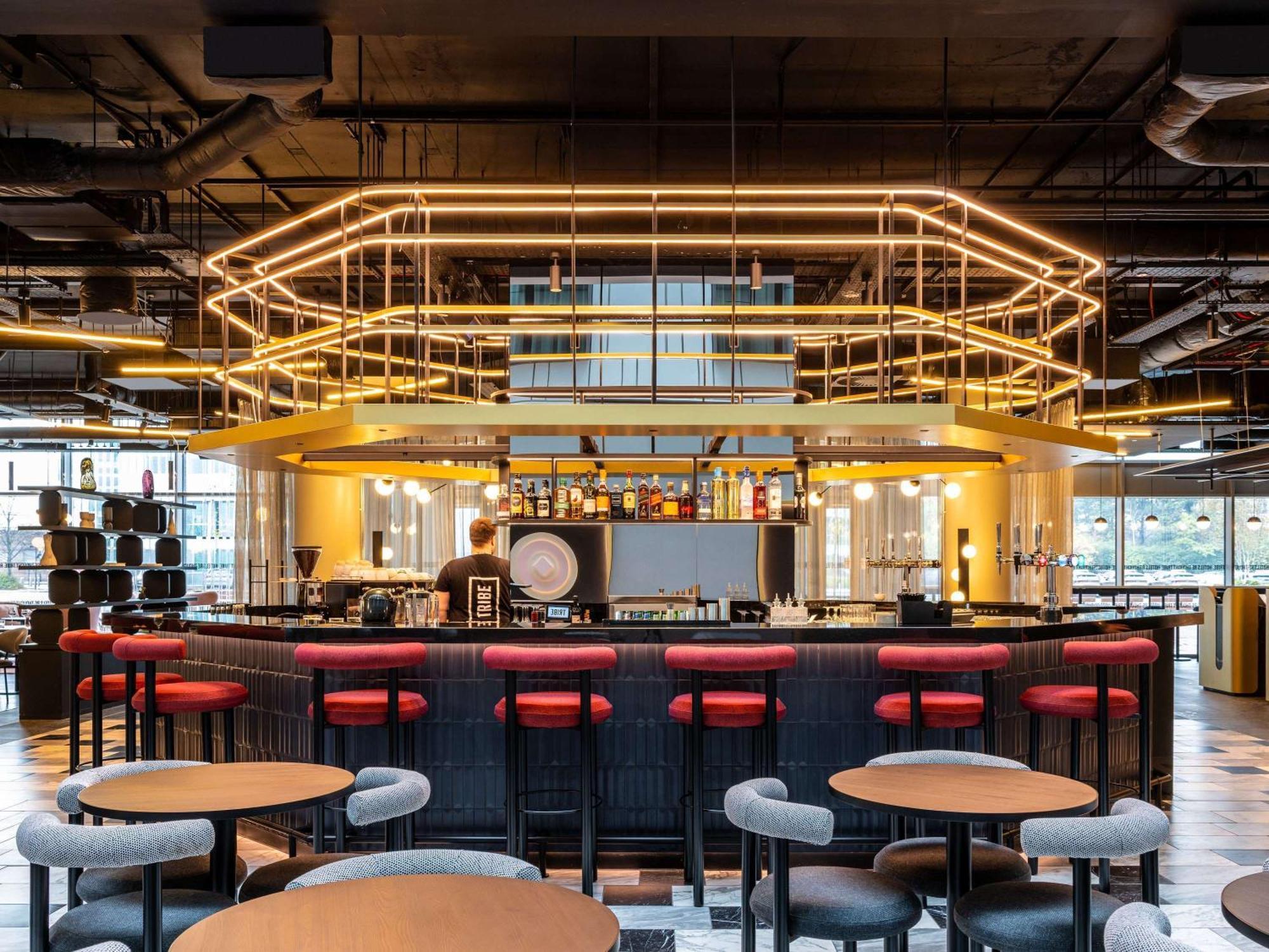 Tribe Manchester Airport By Accor Hale  Buitenkant foto