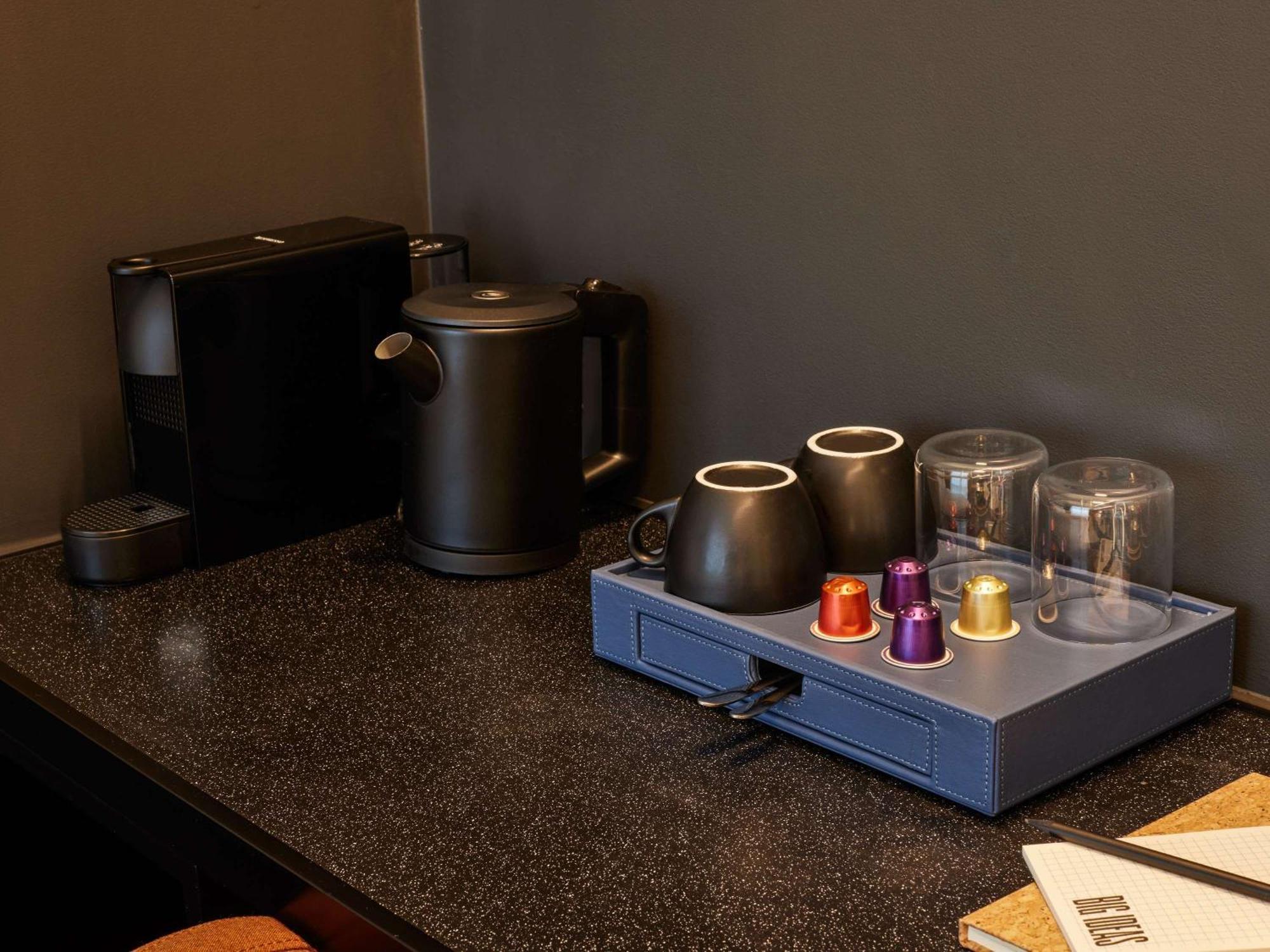 Tribe Manchester Airport By Accor Hale  Buitenkant foto
