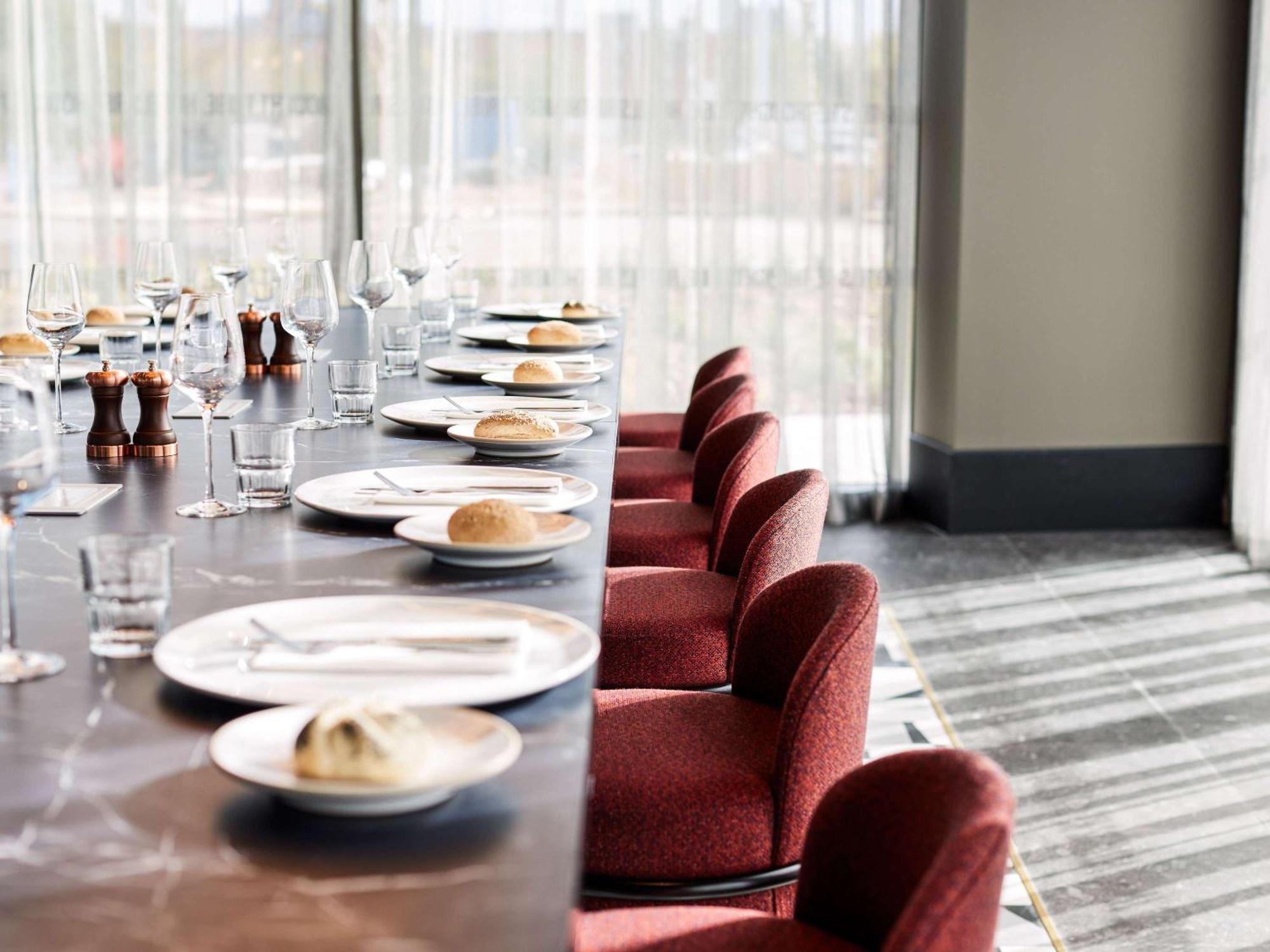 Tribe Manchester Airport By Accor Hale  Buitenkant foto