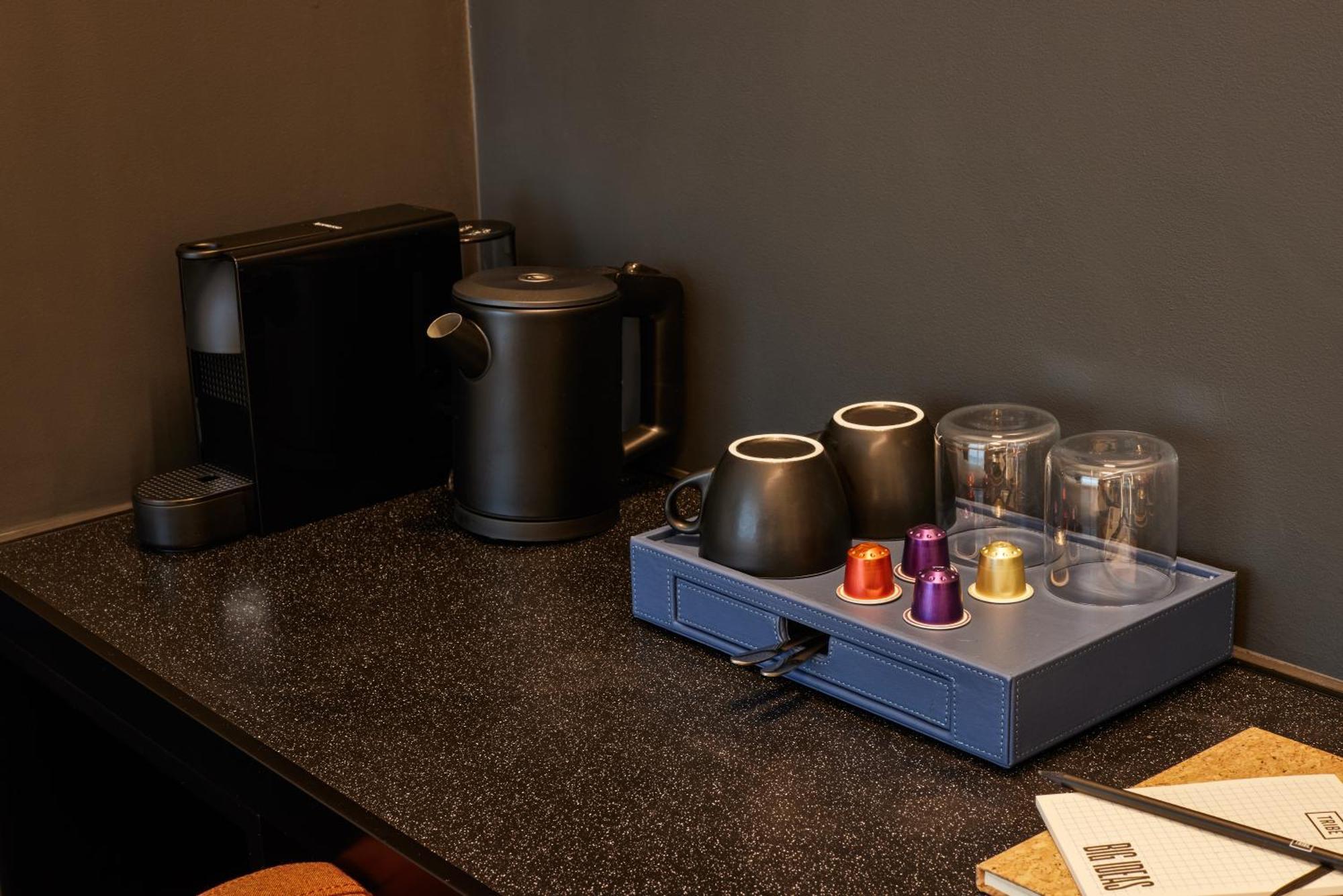 Tribe Manchester Airport By Accor Hale  Buitenkant foto