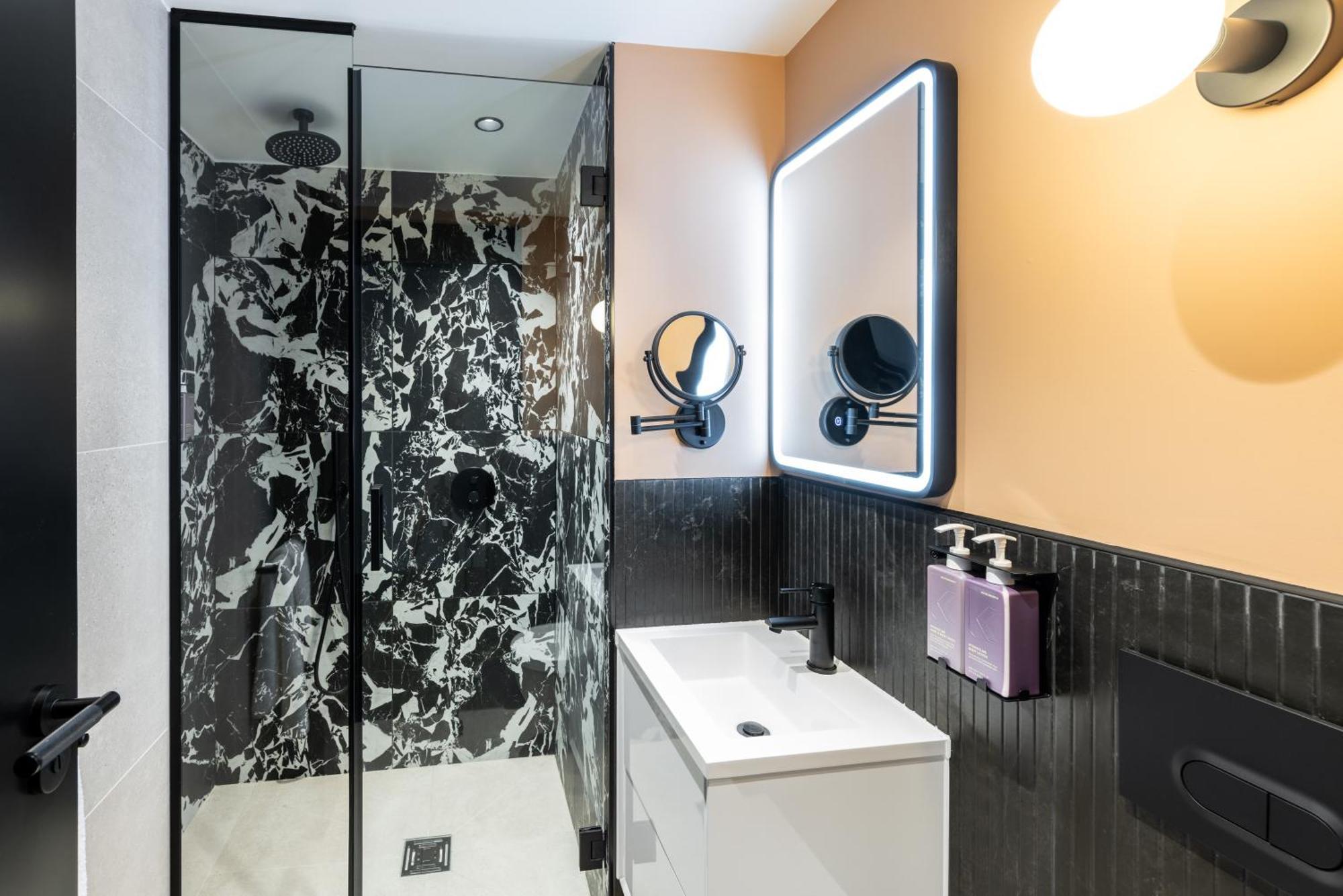 Tribe Manchester Airport By Accor Hale  Buitenkant foto