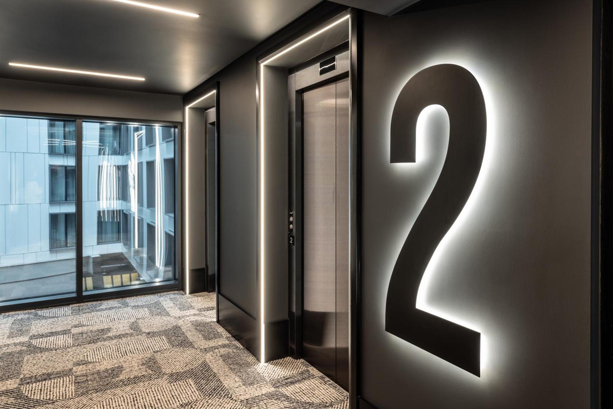 Tribe Manchester Airport By Accor Hale  Buitenkant foto