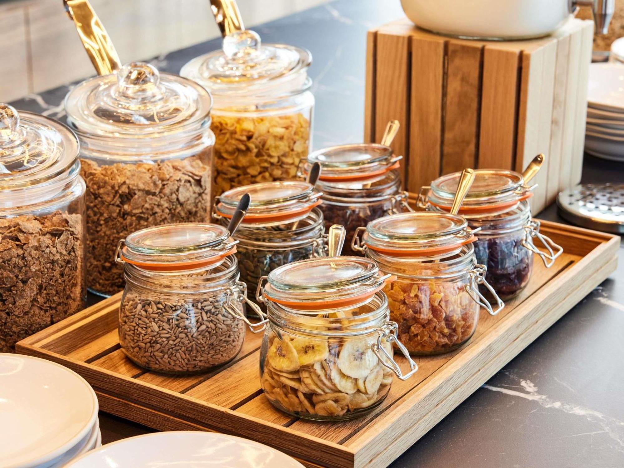 Tribe Manchester Airport By Accor Hale  Buitenkant foto