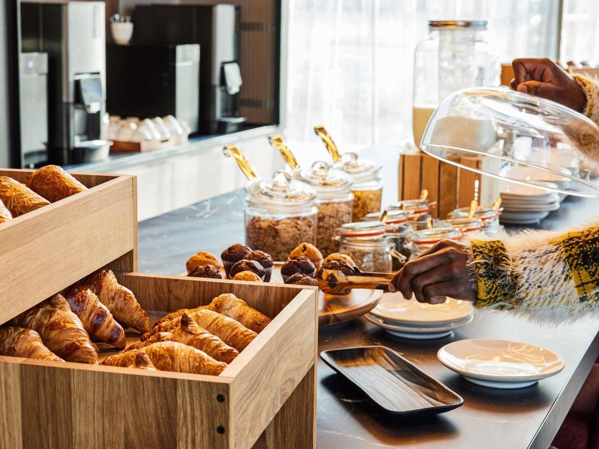 Tribe Manchester Airport By Accor Hale  Buitenkant foto