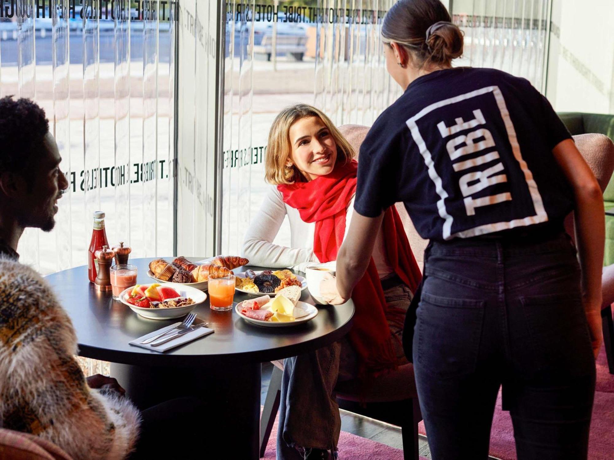 Tribe Manchester Airport By Accor Hale  Buitenkant foto