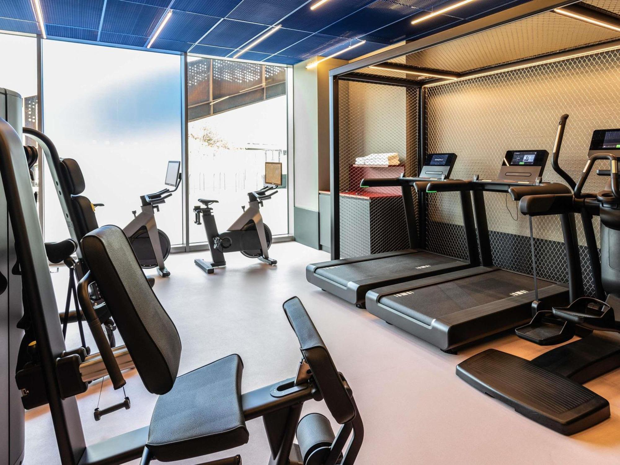 Tribe Manchester Airport By Accor Hale  Buitenkant foto